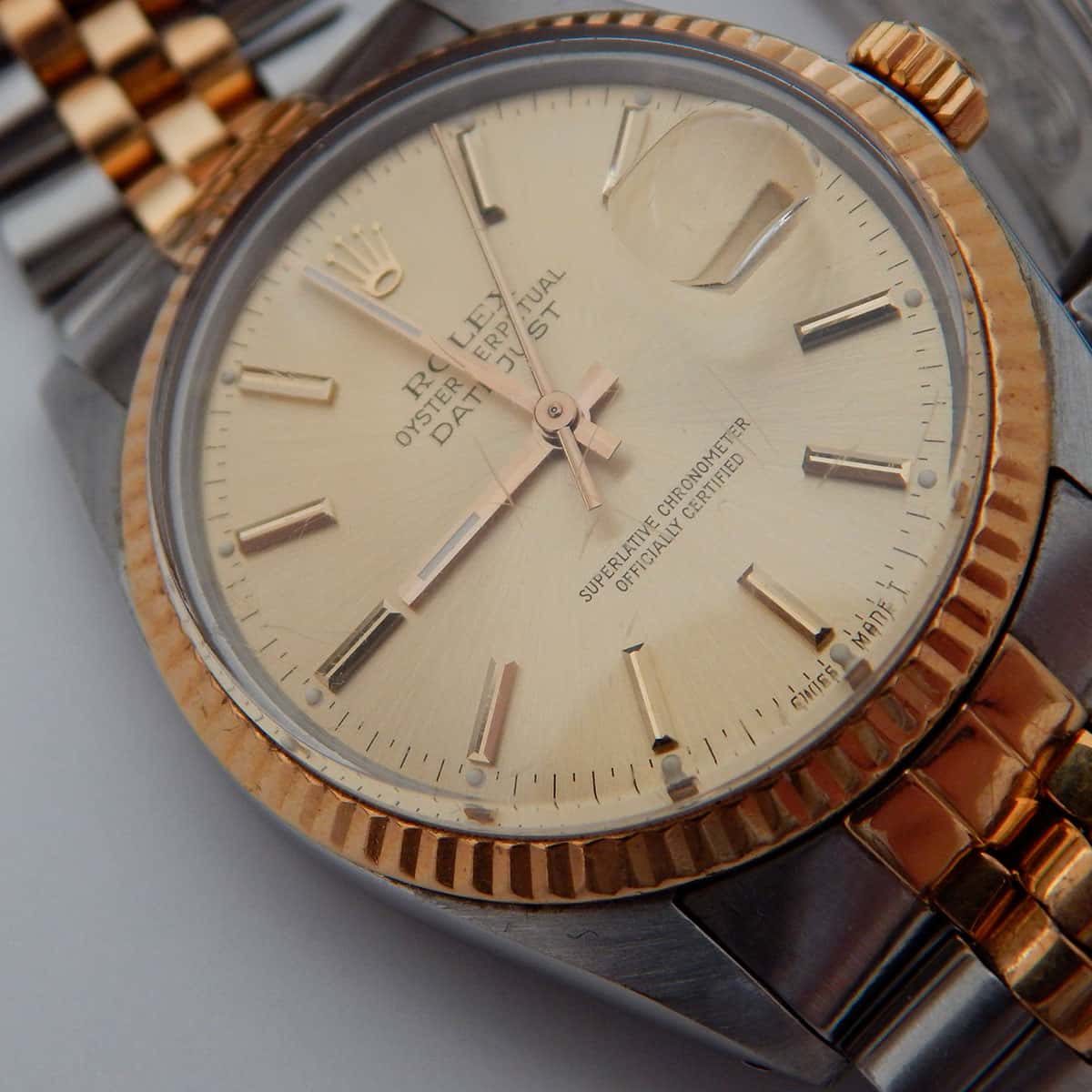 Timeless Elegance with Value: Why You Should Consider Buying a Pre-Owned Rolex Watch