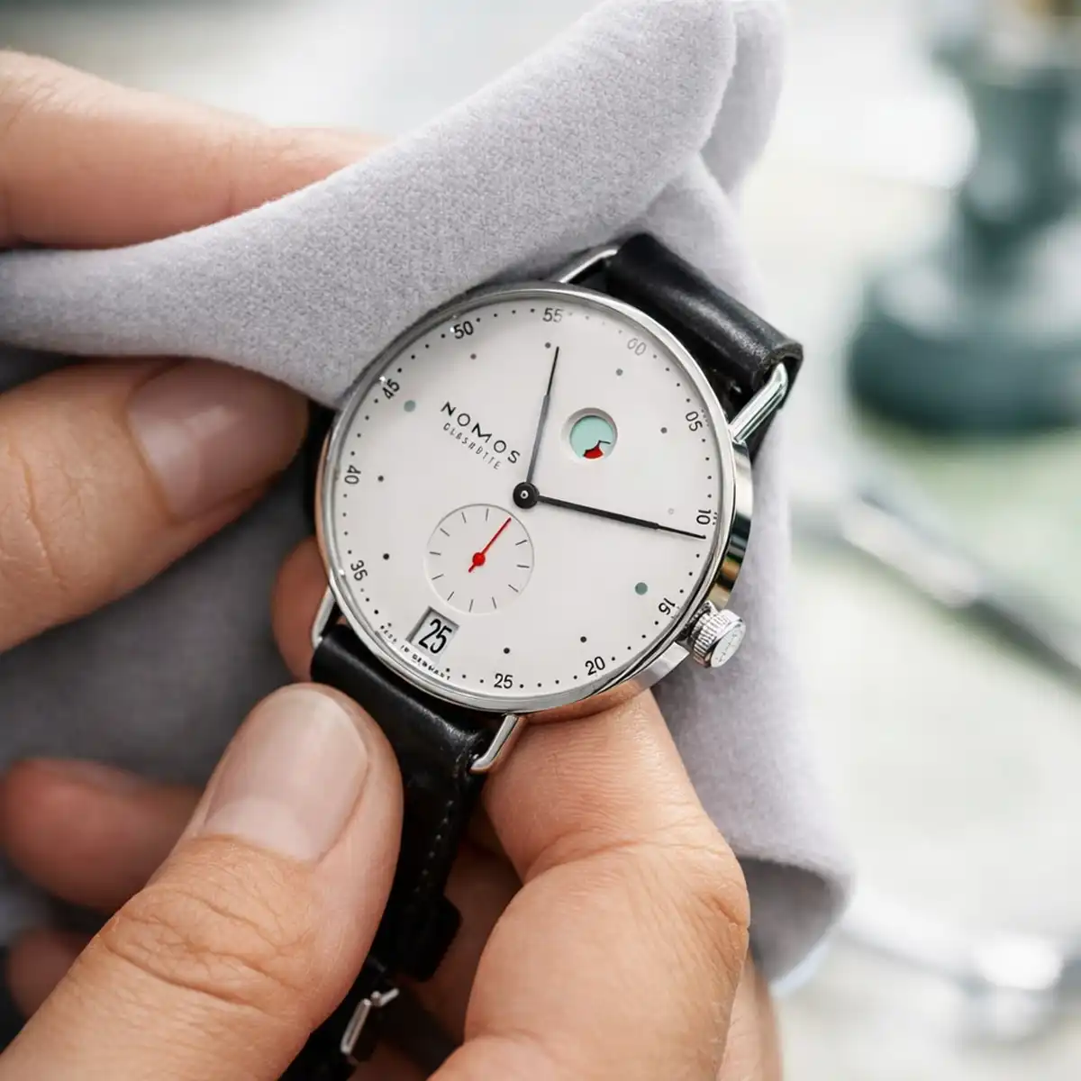 Nomos Glashutte: The Independent Watchmaker Explained