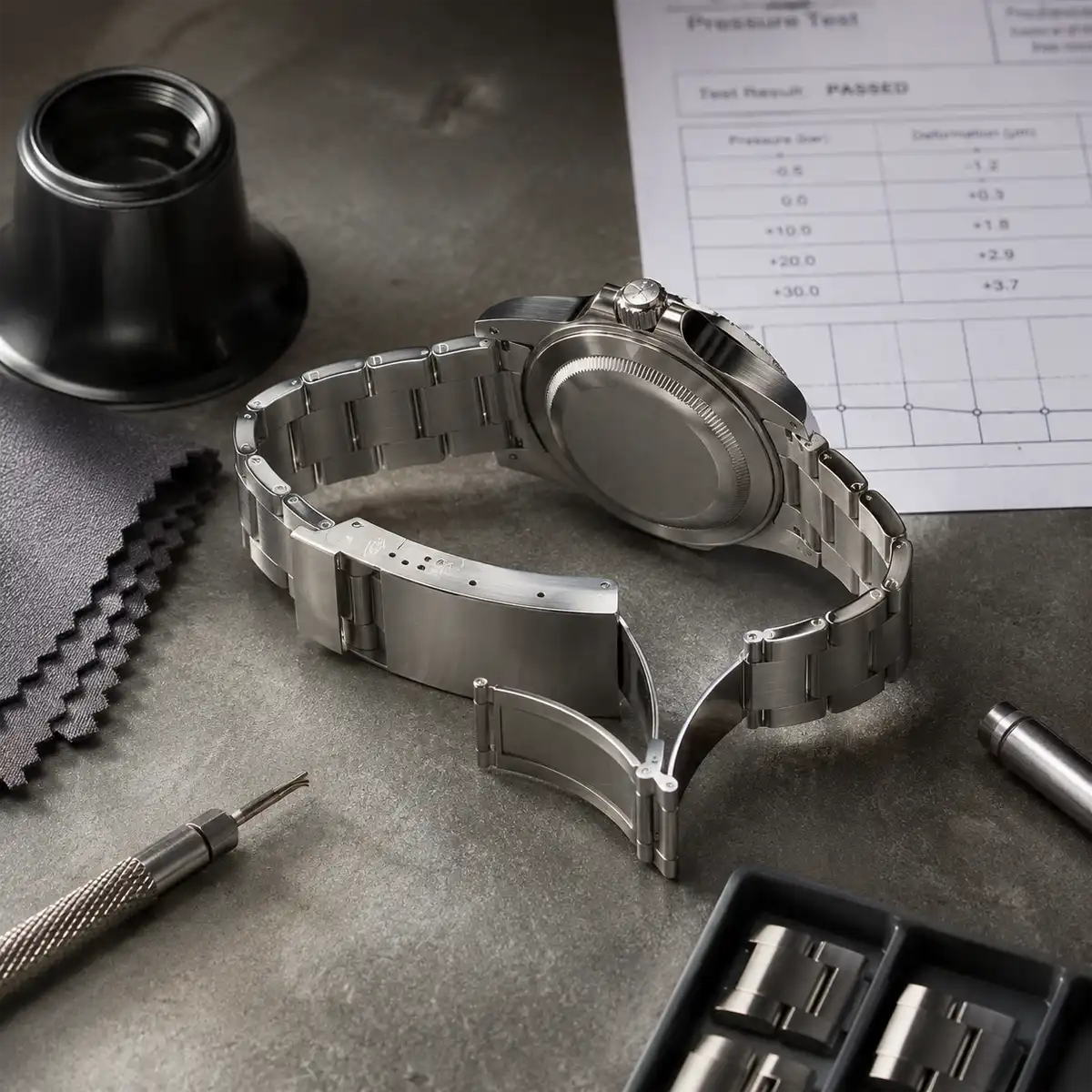 Rolex Submariner Date 126610LN case and bracelet junction illustrating the wider end links introduced in the 2020 generation update